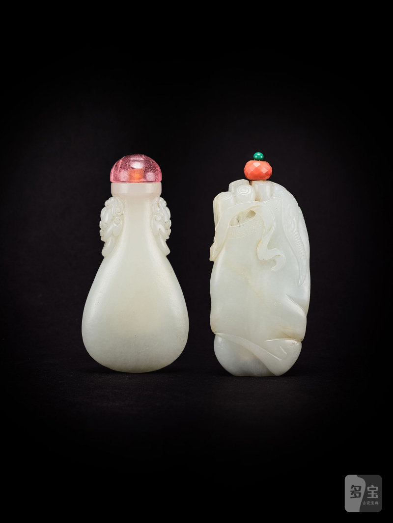 清十八/十九世紀　青白玉獸耳鼻煙壺 及 青白玉鼻煙壺 | TWO PALE GREEN JADE SNUFF BOTTLES - 图2